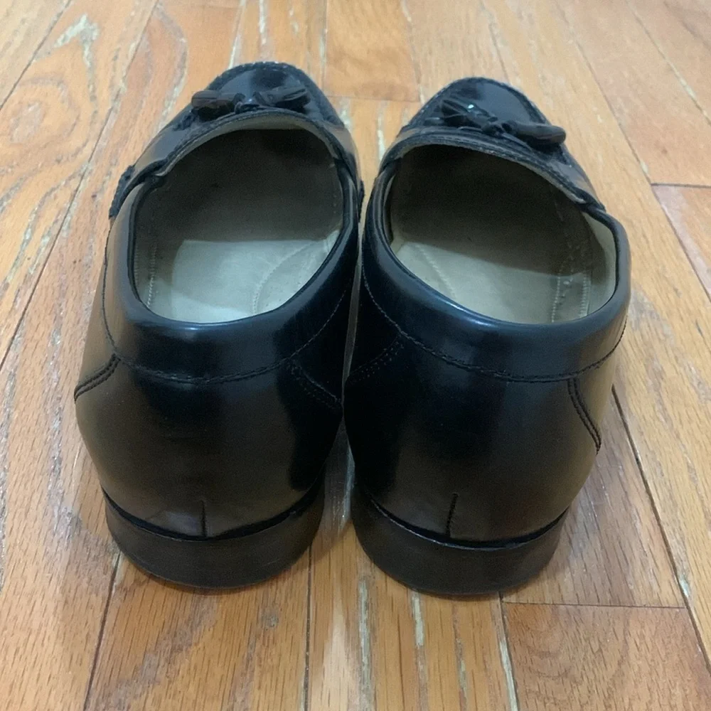 Men’s Bass Black‎ Tassle Loafers Size 9.5 EUC
